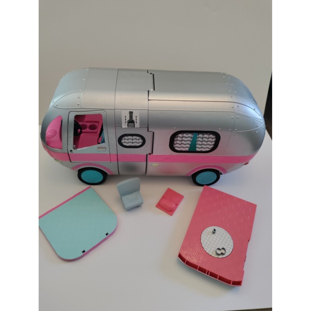 L.O.L. Surprise! OMG Glamper Playset